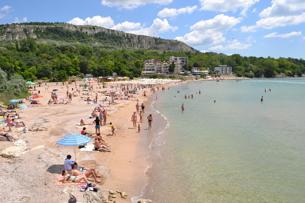 Family Hotel Magnolia Балчик Номер фото
