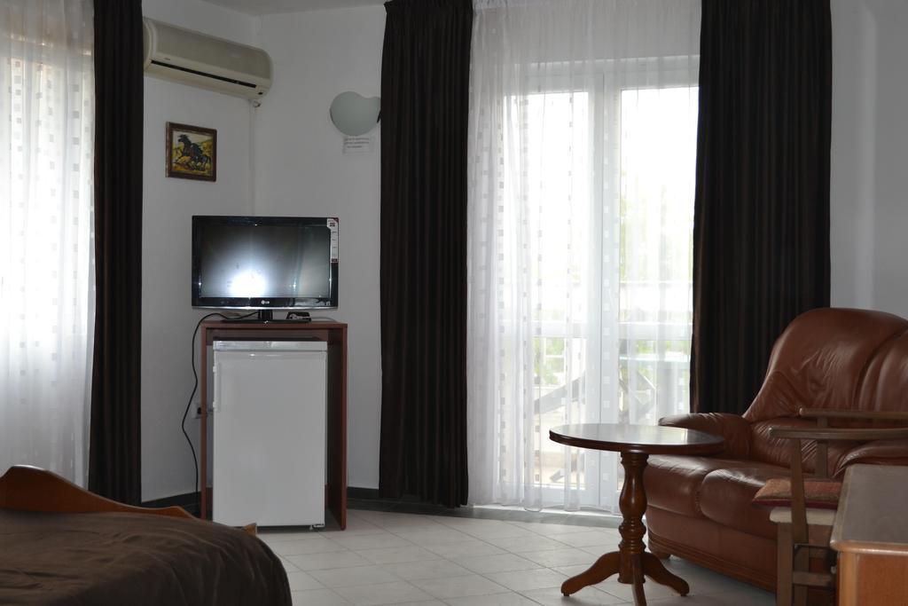 Family Hotel Magnolia Балчик Екстер'єр фото